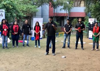 Apeejay School of Managementsensitizes on Air Pollution via Street Play