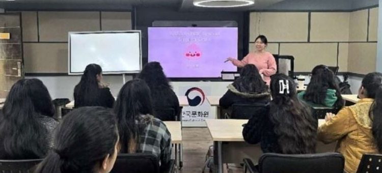 Delhi University commences Korean Language classes