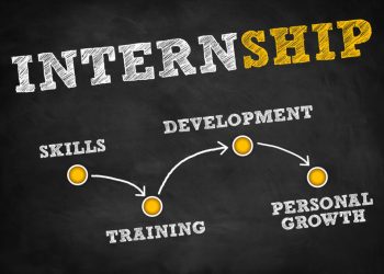 4 Tips for students to get an internship at a fast–growing organization