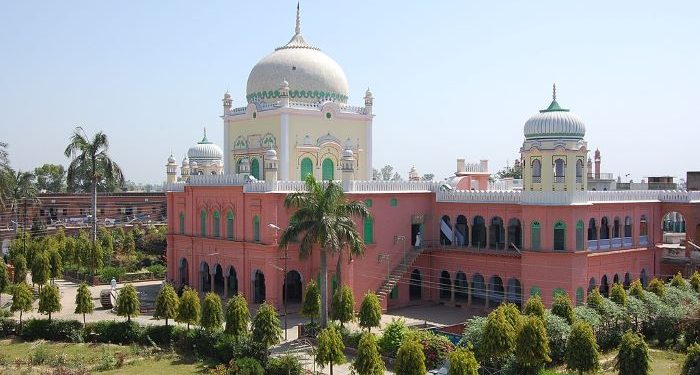 Darul Uloom Deoband’s English ‘ban’ offers an opportunity for a refreshing study