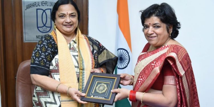 JNU signs MoU with CUTM for integration of skills in higher education