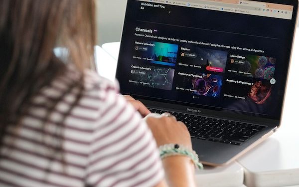 New Pearson research shows Generative AI will have a greater impact on white-collar jobs than blue-collar jobs in the next 10 years