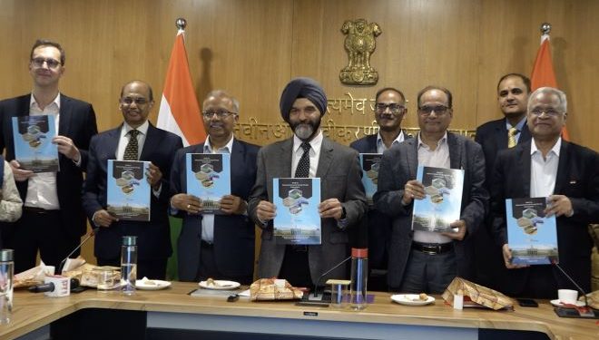 IIT Roorkee unveils Comprehensive Study on Advanced Grid-Scale Energy Storage Technologies with MNRE