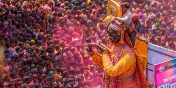 Play it safe with colors on Holi