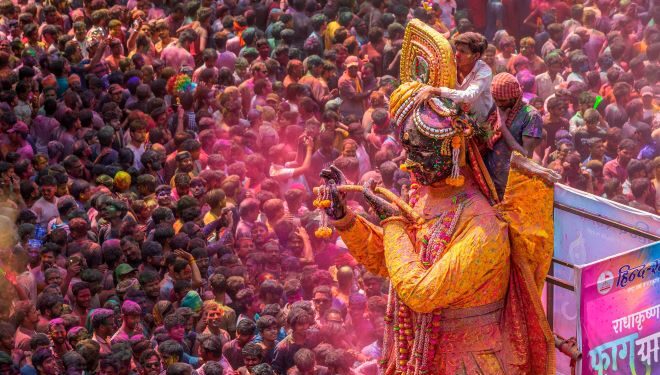 Play it safe with colors on Holi