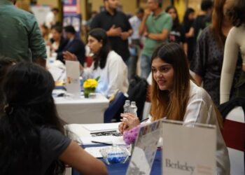 TeamLease Degree Apprenticeship data point to an increase in Female Apprenticeship enrollment