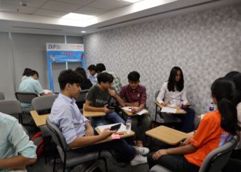Canara HSBC Life Insurance holds summer school ZiiP on insurance learnings for students