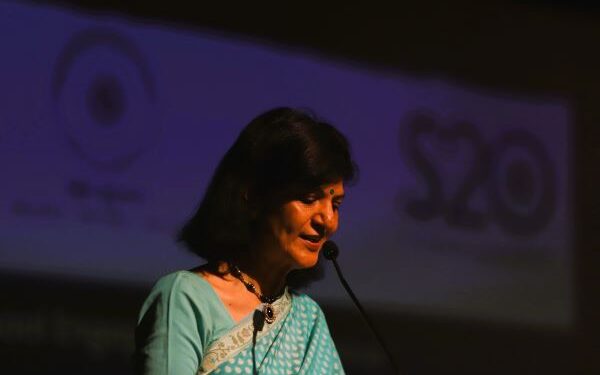 Shiv Nadar School Faridabad’s Director Principal wins Pearson International School Teacher Award 2024