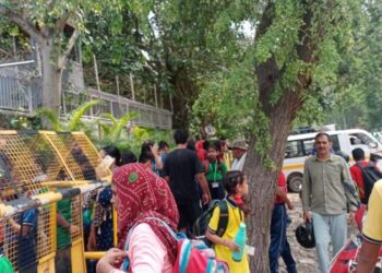 Parents of KV SPG Dwarka face highhandedness as result of IGI Airport to Najafgarh Drain work