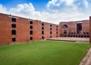 ISB and IIM-Ahmedabad feature on the LinkedIn Top MBA list for 2024