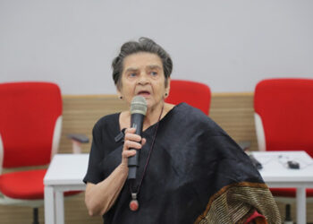 Filmmaker Sai Paranjpye donates PERSONAL ARCHIVES to Ashoka University’s Archives of Contemporary India