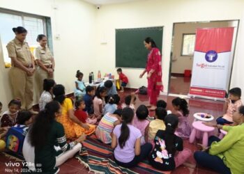 Children’s Day:  Target Publications celebrates with Children of prisoner mothers and prison staff at Thane jail