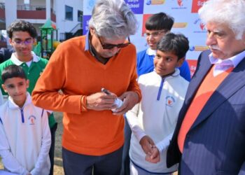 Satya School, Gurugram, hosts Sports Day with Kapil Dev