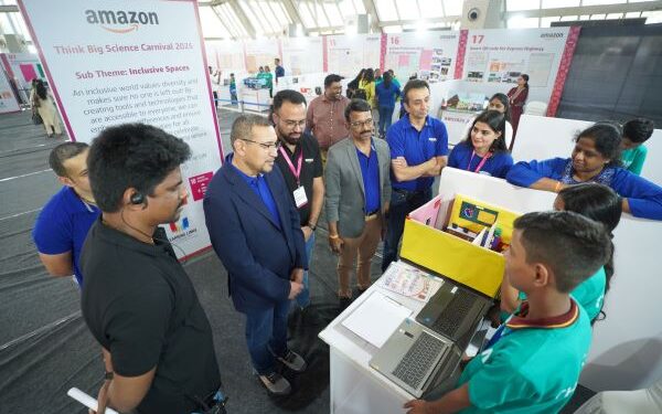 Students from Thane and Navi Mumbai government schools showcase innovative projects at Amazon’s Think Big Science Carnival 2025