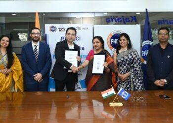 FPSB India ties up with PHDCCI to raise financial planning awareness with institutions