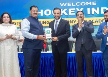 Amity University Online & Hockey India MoU on Scholarships for sportspersons