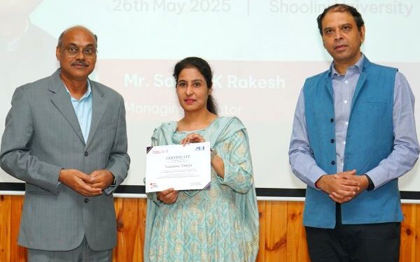 Shoolini University’s  SCDOE to deliver its online education through CSCs