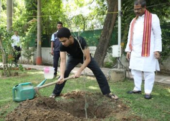 Ek Ped Maa Ke Naam 2.0’ Initiative aims to plant 10 cr trees from June 5-Sep 30 this year