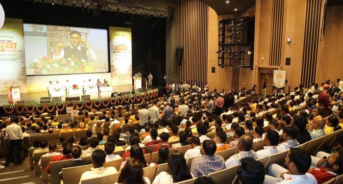 Yuva Spiritual Summit’ begins in Varanasi at Rudraksh Convention Centre with the theme ‘Drug-Free Youth for a Developed India’