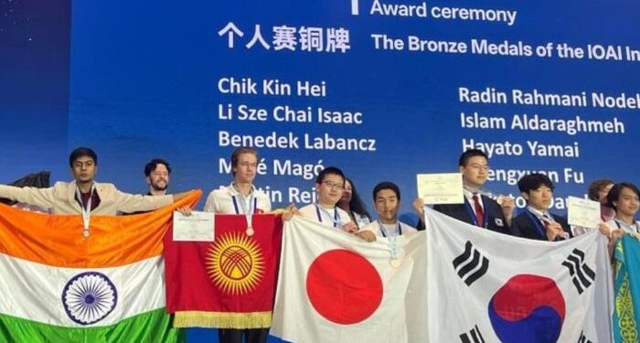 Himaneesh Sompalle, Banglorean class X student, wins Bronze Medal at IOAI 2025, Beijing