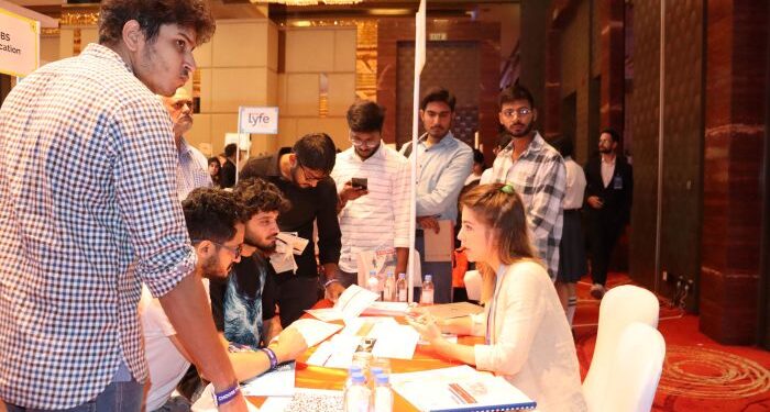 Number of Indian Students going to the US falls by 63% in 2 Years: GyanDhan Report