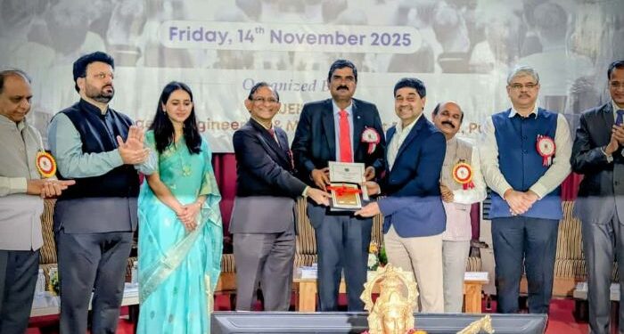 Vikrant Joshi, Principal, VESP recognized with Best Principal (Diploma) 2025 Award by SITE