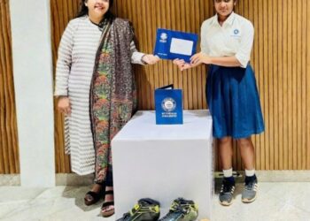 Mumbai teen Rhea Kundapur adds another Guinness World Record for the Fastest 100m on roller skates using two wheels