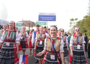 Parul University’s International Folklore Festival brings together 30 nations & 600+ artists