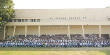 Dhirubhai Ambani University Confers 649 Degrees at its 20th Convocation Ceremony