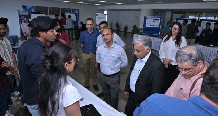 E Pitch Café selects 17 deep-tech startups for incubation support