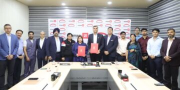 Chitkara University and Paramotor Digital Technology Ltd sing MoU for CoE in Future Technologies and Innovation