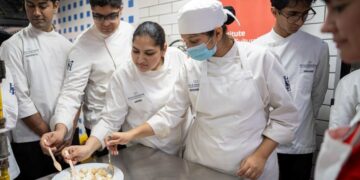 English Proficiency Needs in India’s Hospitality Sector Are Driven by Role, Not Seniority: TOEIC®–FHRAI Study