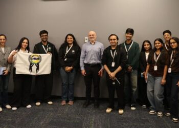 I.I.M.U.N. takes student leaders on a U.S. leadership tour: 20 days, 8 cities and some of the world’s biggest institutions