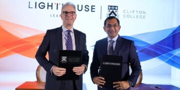 Clifton College enters academic collaboration with Lighthouse Learning in India