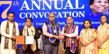VIT Bhopal University conducts its 7th Annual Convocation with former Army Chief as the Chief Guest; 3571 conferred degrees