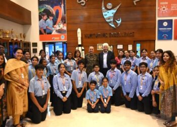 CDS Gen Subramani visits Satya School, Gurugram, Shares ’s 5 Leadership Lessons